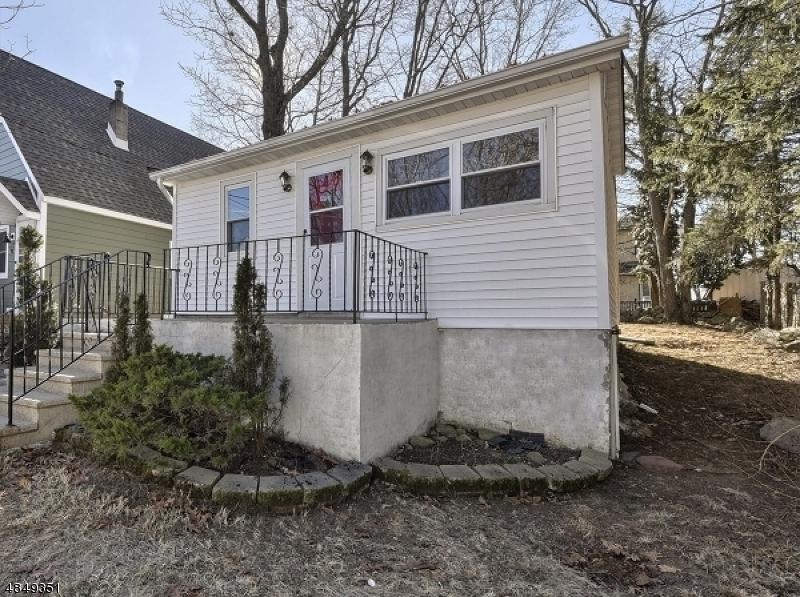 12 Rutgers Way - Photo 1