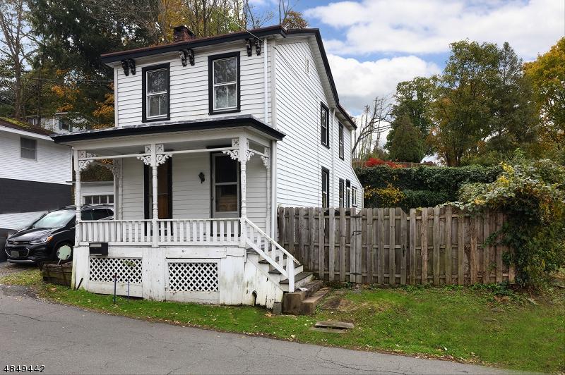 91 Swan St - Photo 1