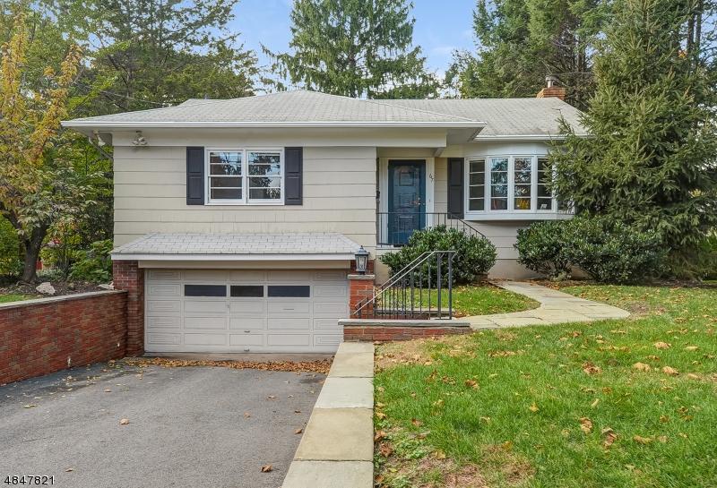 67 Burnet St - Photo 1
