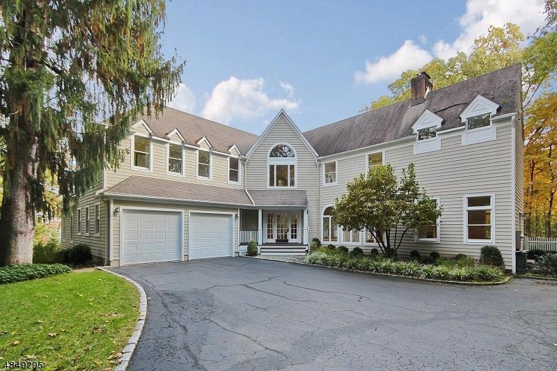 84 Prospect St - Photo 1