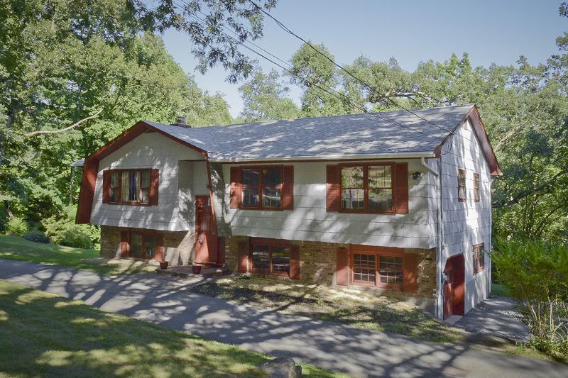 60 Grist Mill Rd - Photo 1