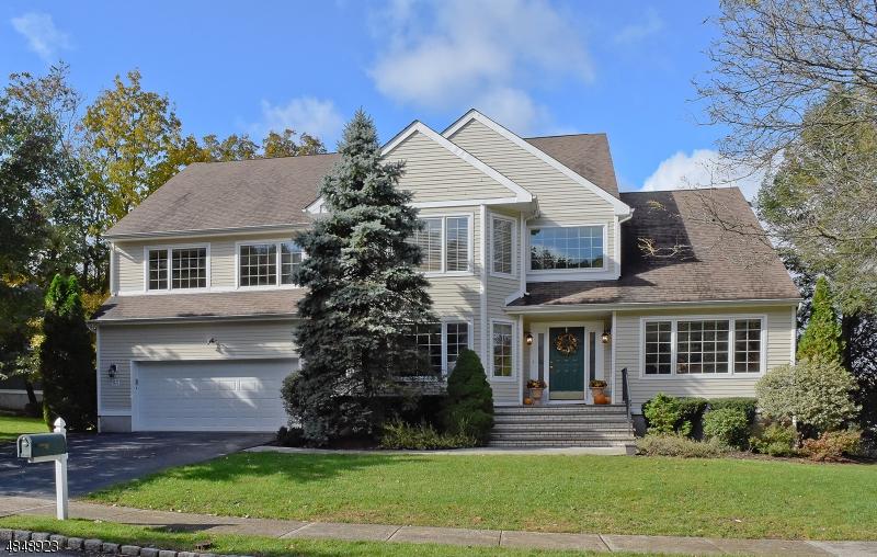 63 Ridge Dr - Photo 1