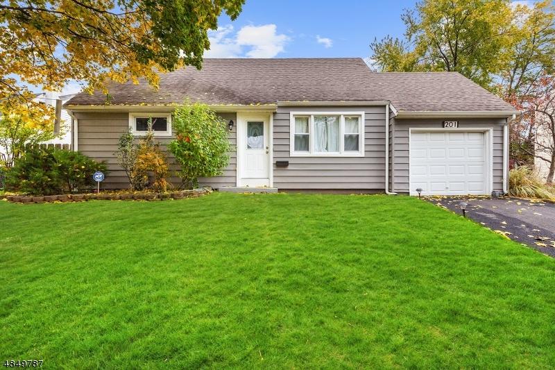 201 Colonia Blvd - Photo 1