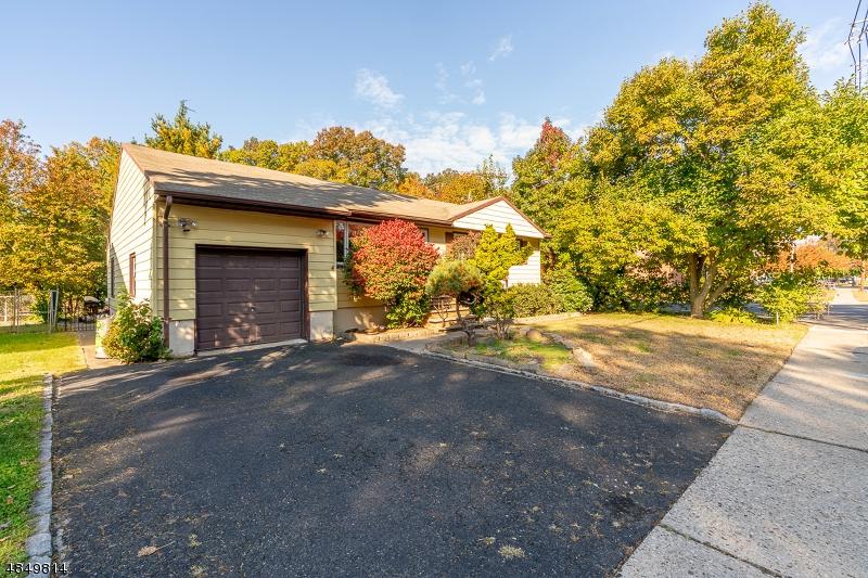 1278 Shaffer Ave - Photo 1