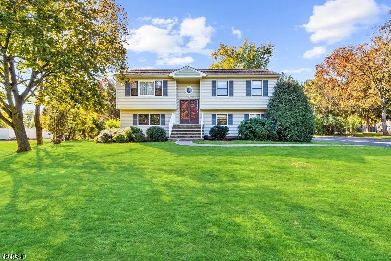 161 Flanders Dr - Photo 1