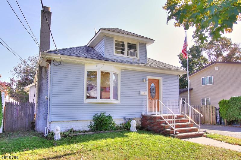 8 Pallant Ave - Photo 1