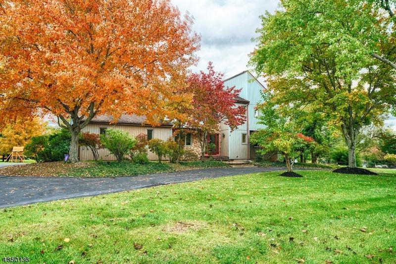 71 Livingston Dr - Photo 1