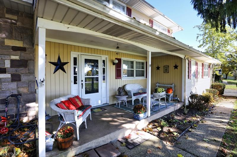 51 Capner St - Photo 1
