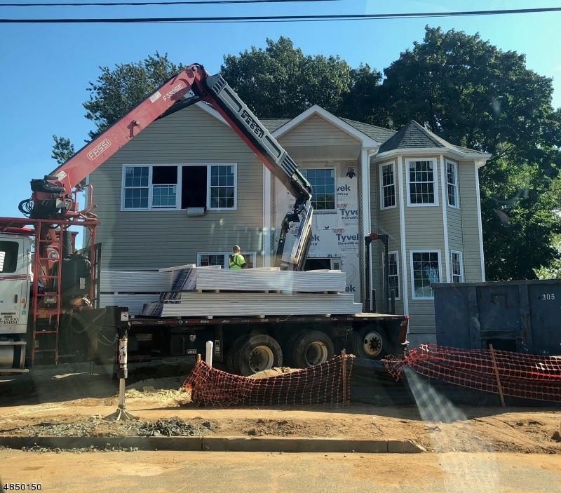 14 Comstock Rd - Photo 1