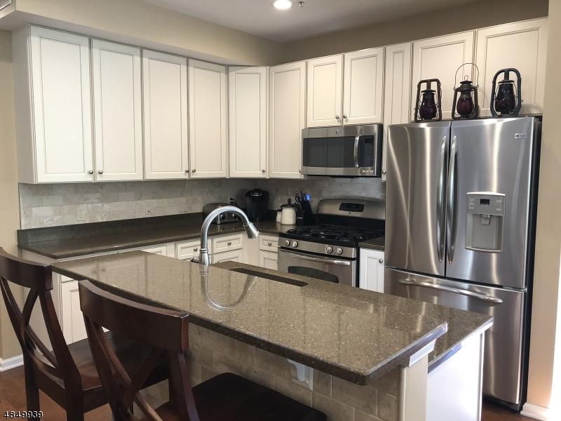 17 Lara Pl - Photo 1
