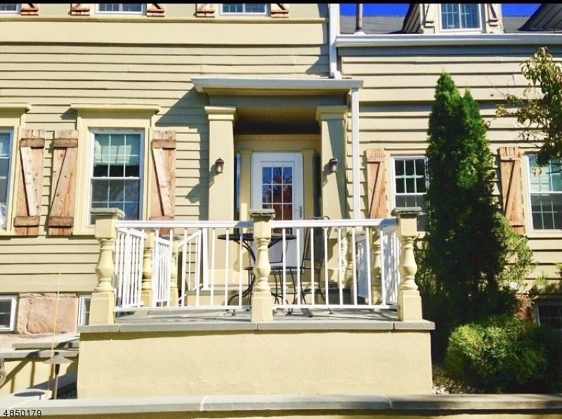 231 S Springfield Ave - Photo 1