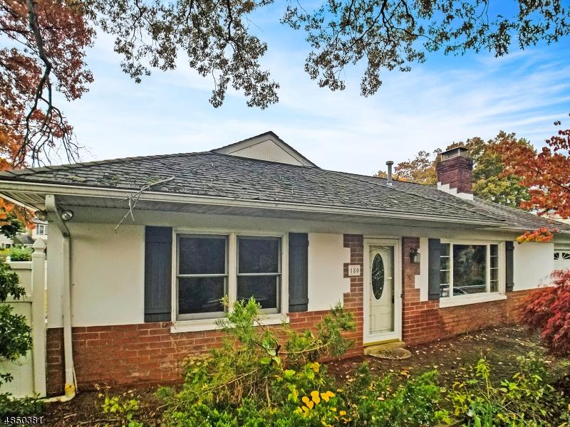 180 Oak Dr - Photo 1
