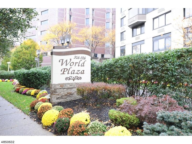 326 Prospect Ave - Photo 1