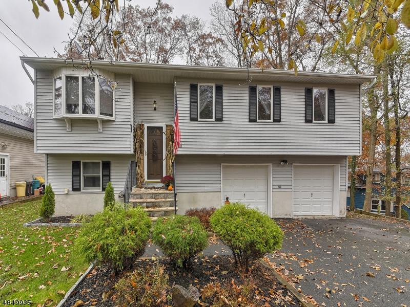 205 Carentan Rd - Photo 1
