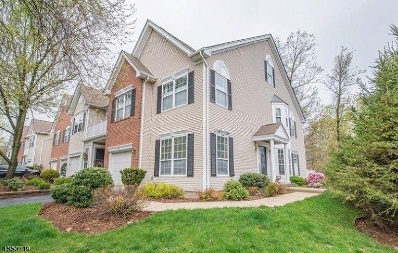 84 Constitution Way - Photo 1