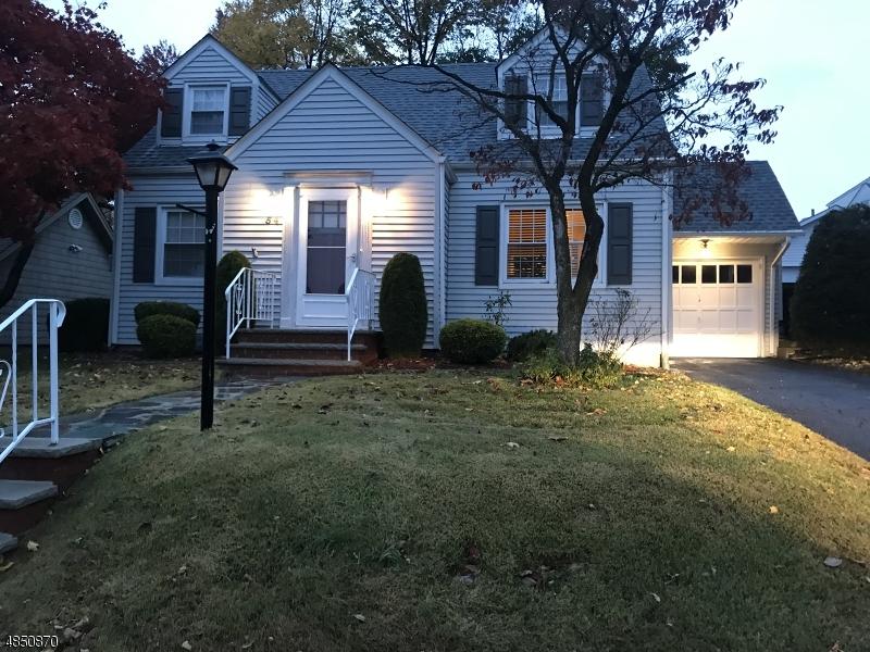 54 Starmond Ave - Photo 1