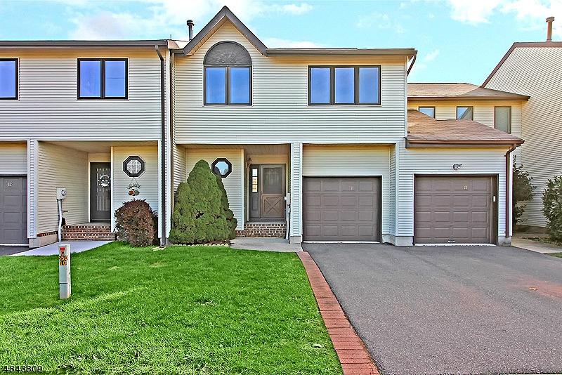 11 Olive Ct - Photo 1
