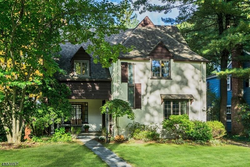 14 La Salle Rd - Photo 1