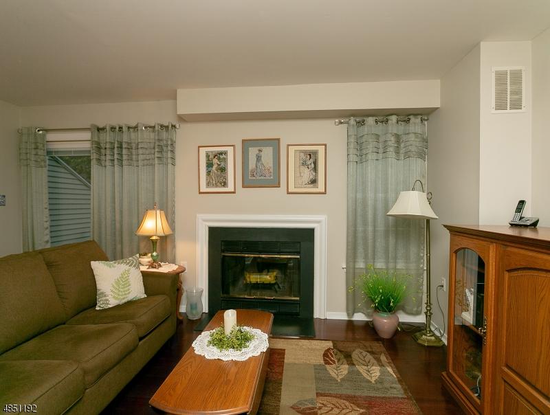 5 Rushmore Ln - Photo 1