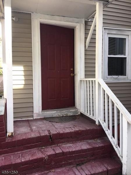 162 Glenwood Ave - Photo 1
