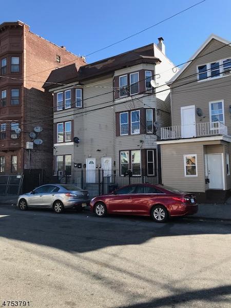 775 E 19Th St - Photo 1