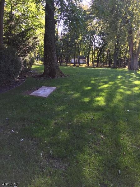 23 Cedar Ave - Photo 1