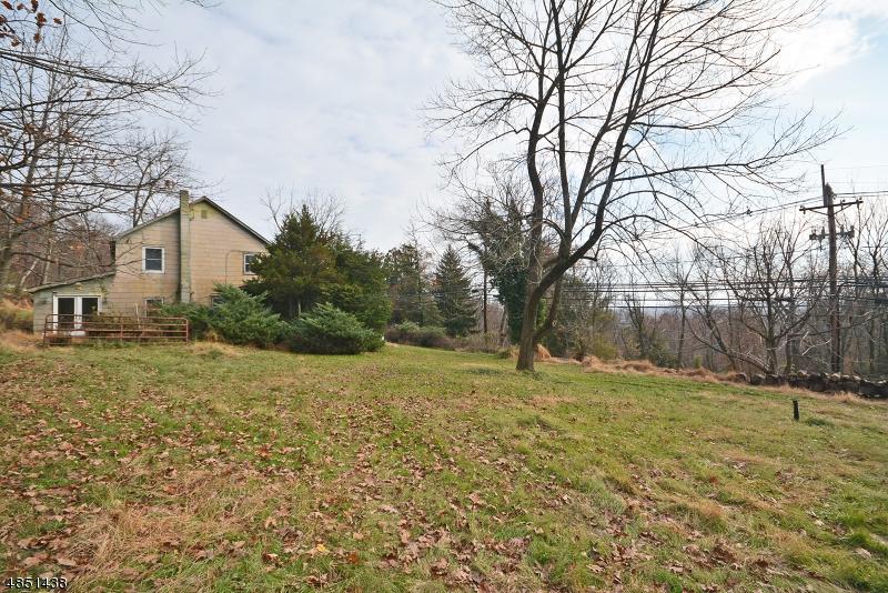 1001 N Mountain Ave - Photo 1