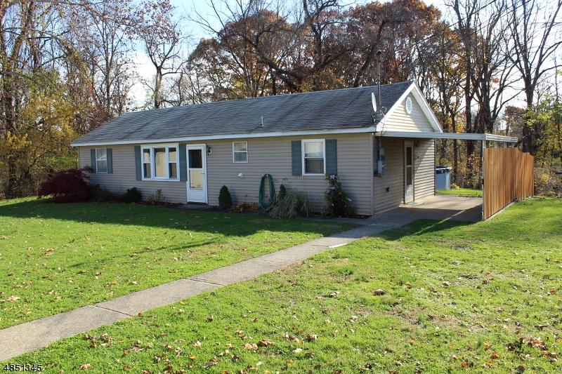 610 Tuttle St - Photo 1