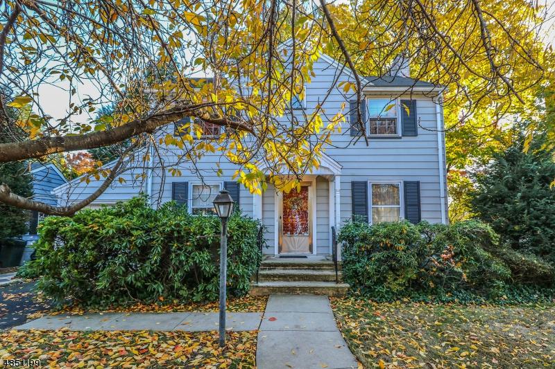 1856 Quaker Way - Photo 1