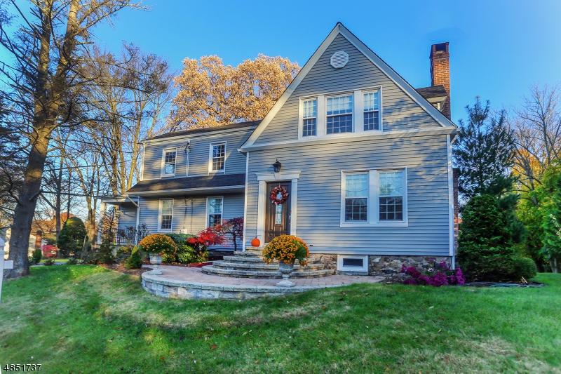 100 Ridgedale Ave - Photo 1