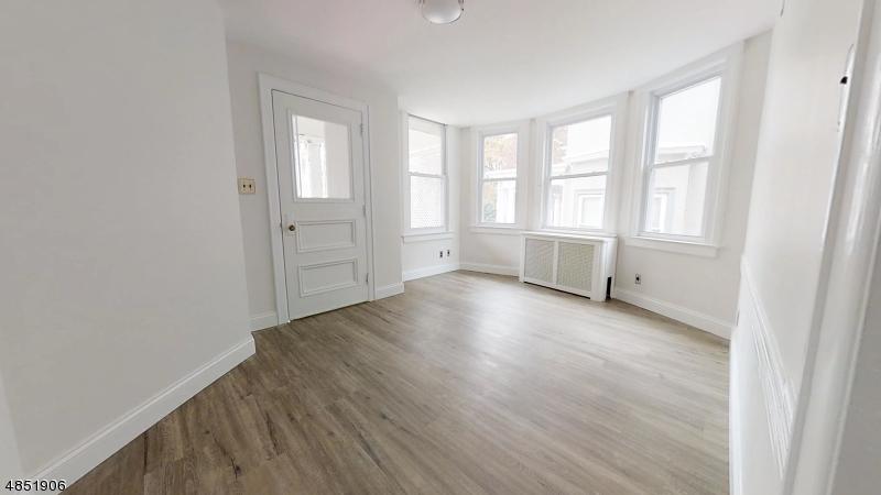 106 Prospect St - Photo 1