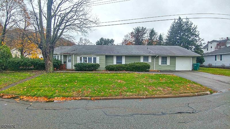 1 Ferndale Ave - Photo 1