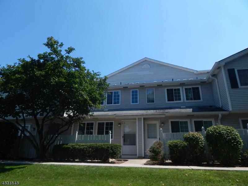 3 Hyde Ct - Photo 1