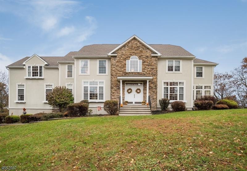 3 Oak Hollow Ln - Photo 1