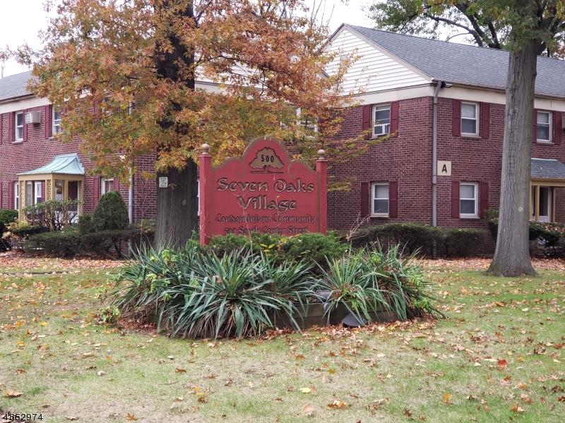 500 S Center St - Photo 1