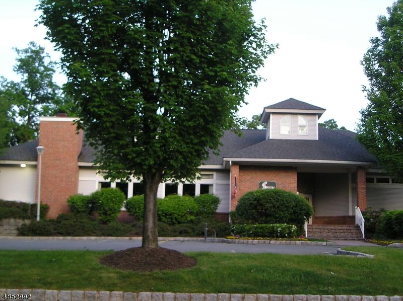 42 Crestview Ln - Photo 1