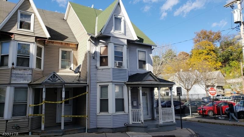 9 Hudson St - Photo 1
