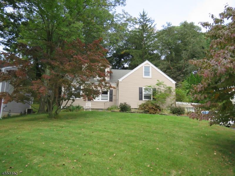 523 Boyd St - Photo 1