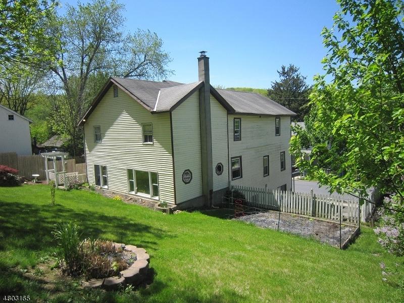 113 Main St - Photo 1