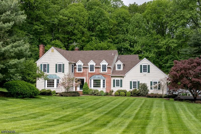 5 Chesterbrook Rd - Photo 1