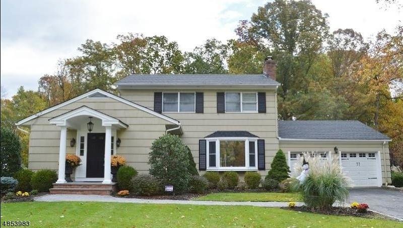 30 Lincoln Ave - Photo 1