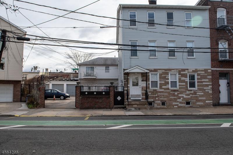 34 Adams St - Photo 1