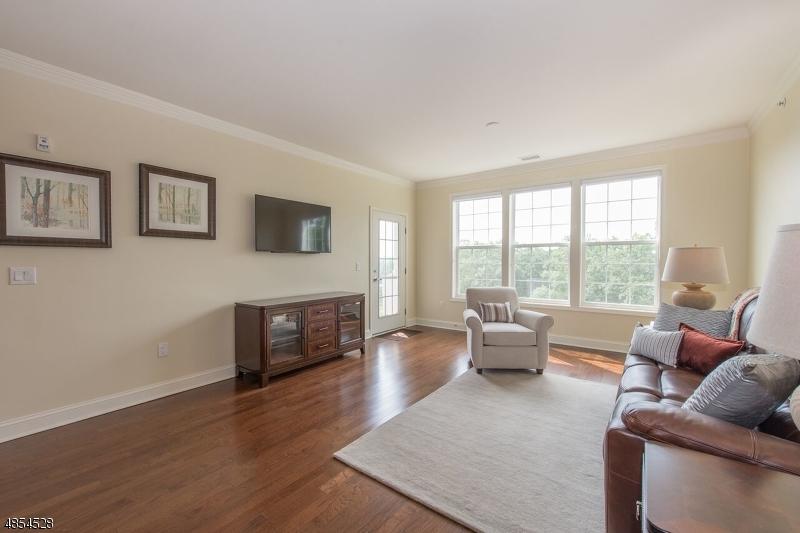 5307 Veterans Dr - Photo 1