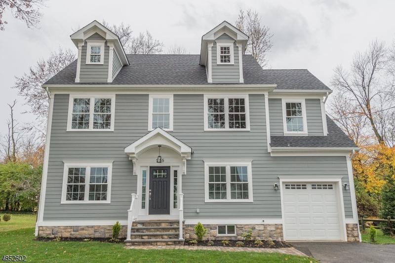 275 Kings Rd - Photo 1
