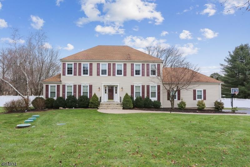 10 E Farmstead Ct - Photo 1