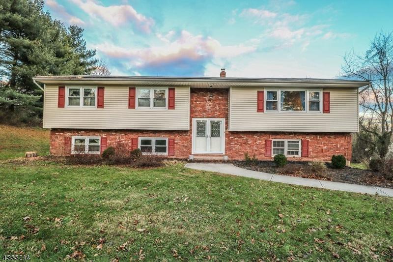 233 Hockenbury Rd - Photo 1