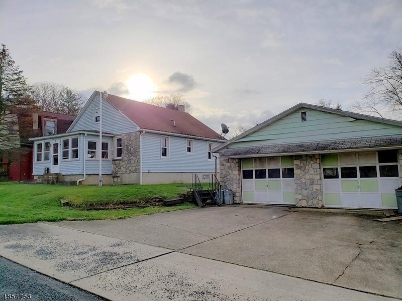 12 Meadow Ave - Photo 1