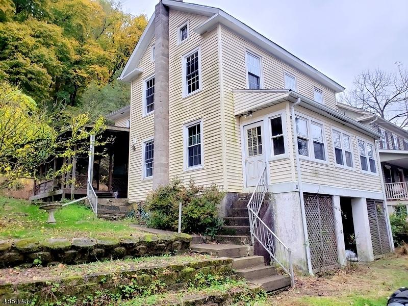35 Academy St - Photo 1