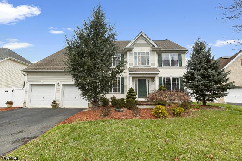 19 Monica Way - Photo 1