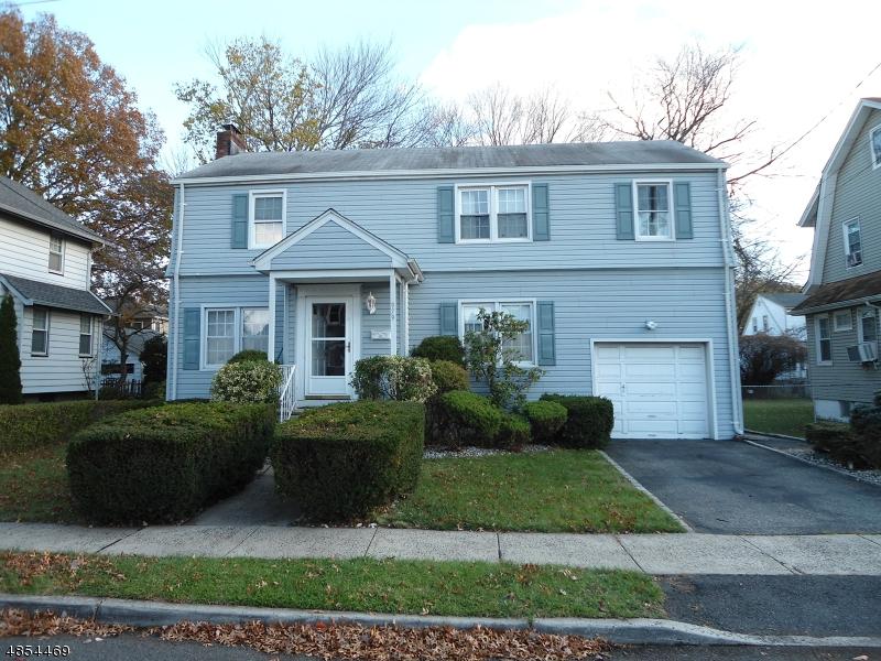 979 Moessner Ave - Photo 1